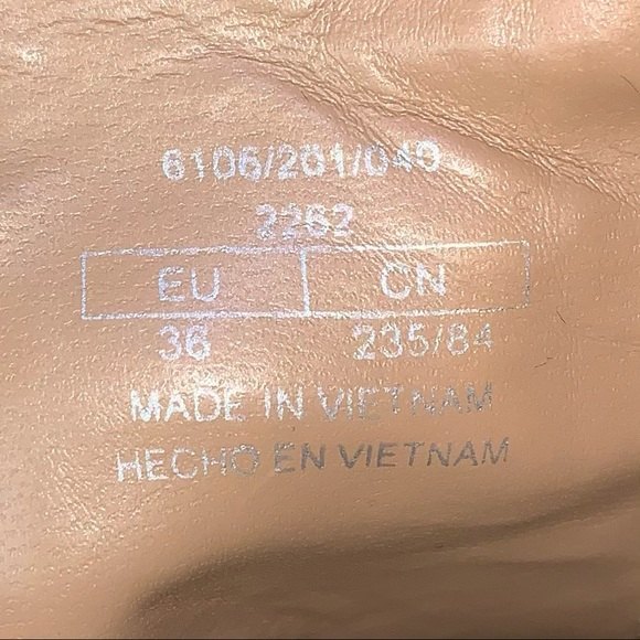 Zara Black/Gold Patent Leather Side Zip Almond Toe Chunky Block Heel Ankle Boots - Picture 8 of 11